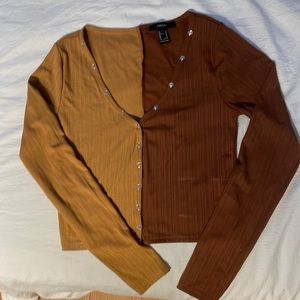 Forever 21 medium long sleeve shirt button down.